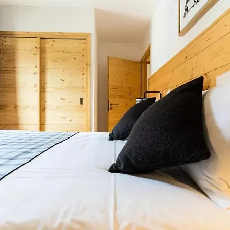 Les Roches Du Mont Blanc Lejlighedshotel Combloux